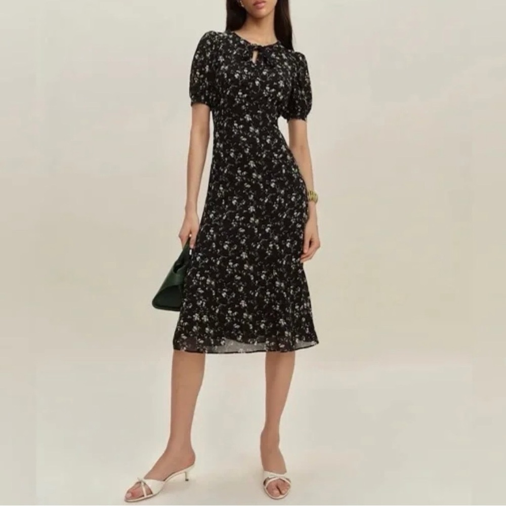 Reformation Delia Dress In Lucien, brand new, never worn, no flaws.